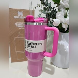 Stanley Quencher H2.0 Tumbler in Pink